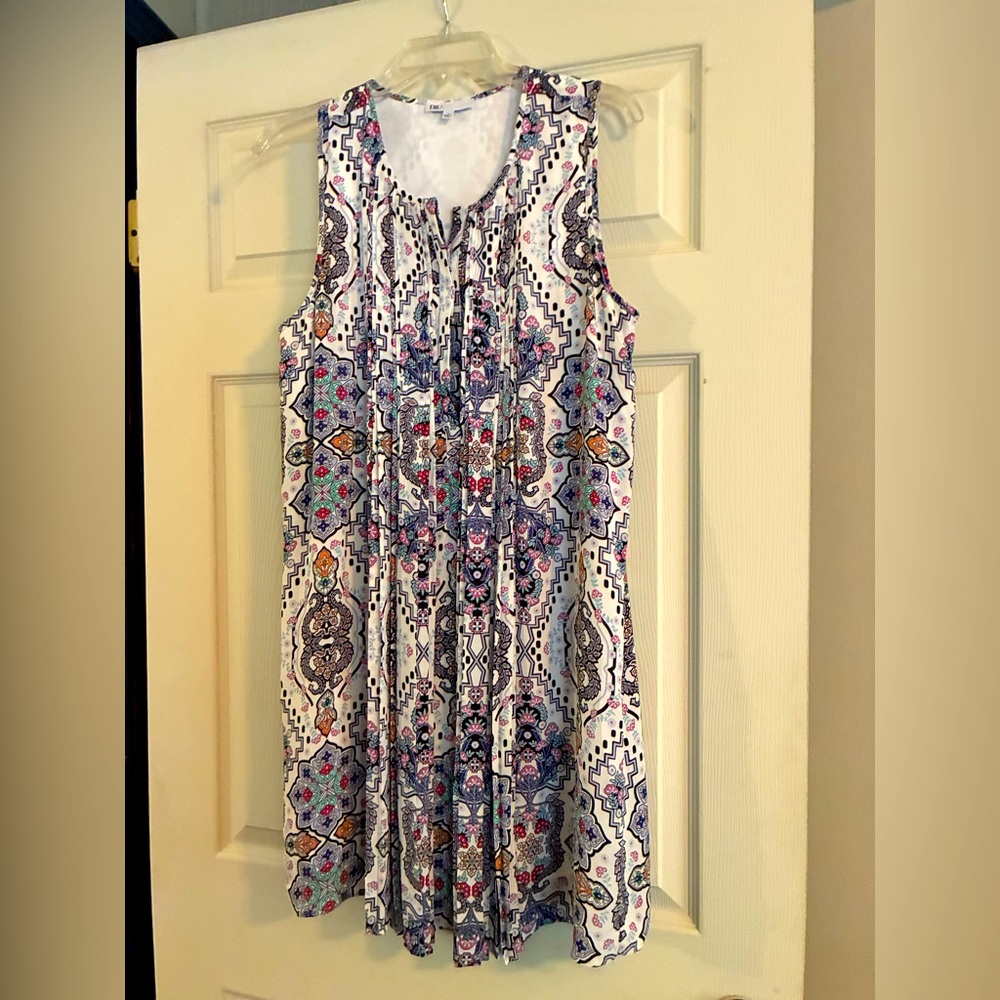 Summery Sleeveless Feminine Patterned Dress